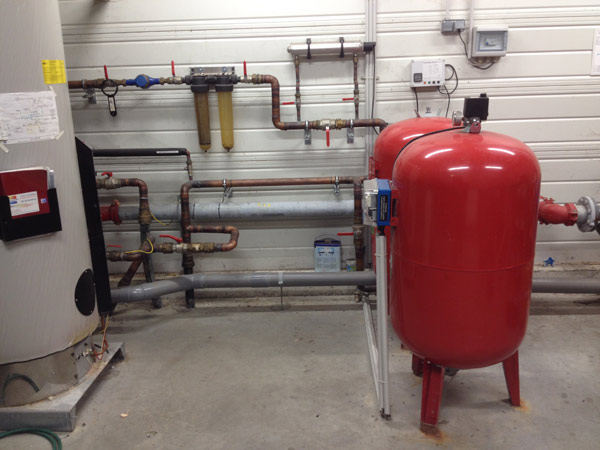 Quelle pression dans un ballon de pompe à eau ?