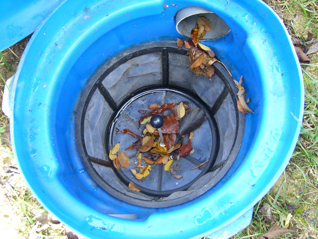 Nettoyage du filtre à panier du récupérateur d'eau