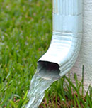 Qualité de l'eau de pluie en sortant d'une gouttière